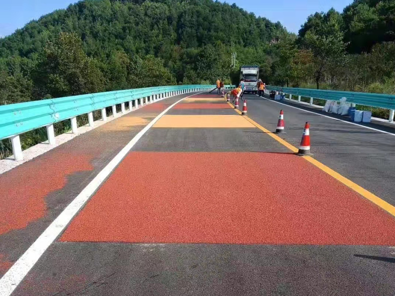 彩色陶瓷顆粒防滑層