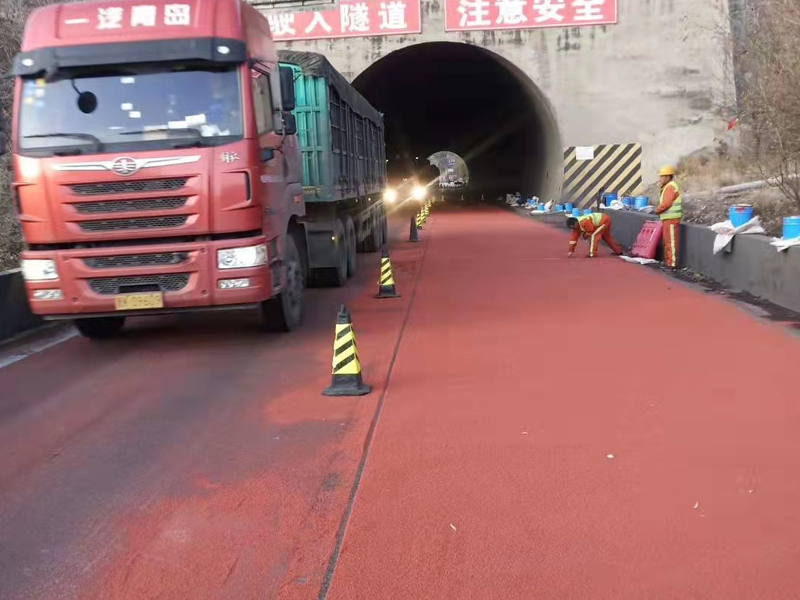 抗滑層施工